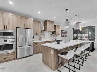168 E Hearne Way, Gilbert, AZ 85234