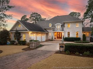 519 Valley Rd, Fayetteville, NC 28305