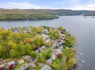 71 Clearview Dr, Brookfield, CT 06804