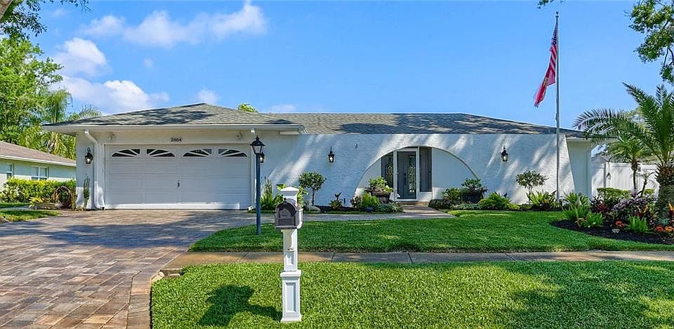 1st image of 2884 Montrose Ln