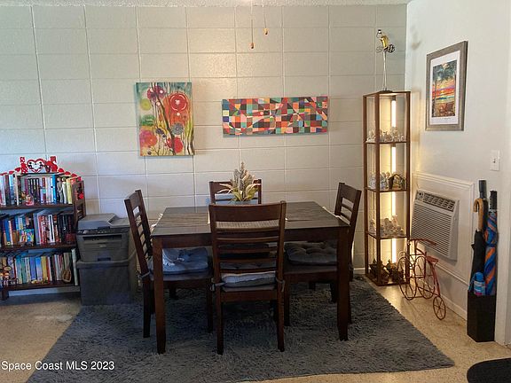 4th image of 1552 Guava Ave #B