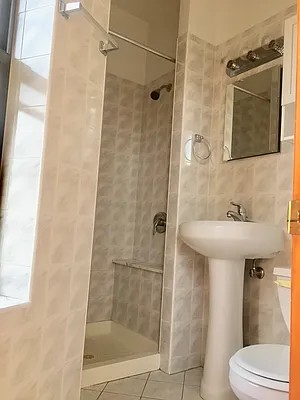 Rented by Warren T Real Estate Corp. | media 17