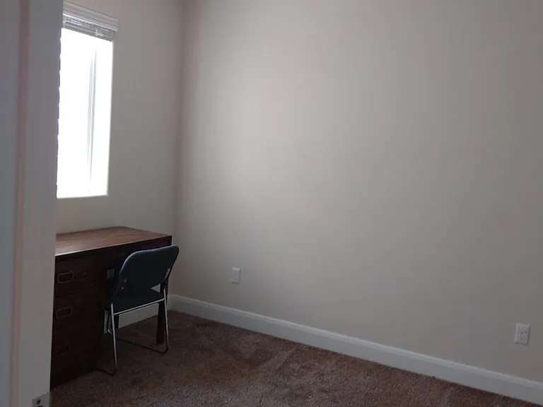 2866 W Hawk Dr #B — Photo 5