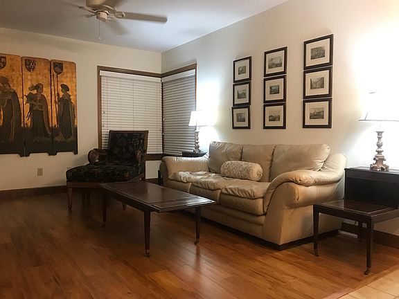 Living Room - this unit does not come with furniture; it is UNFURNISHED