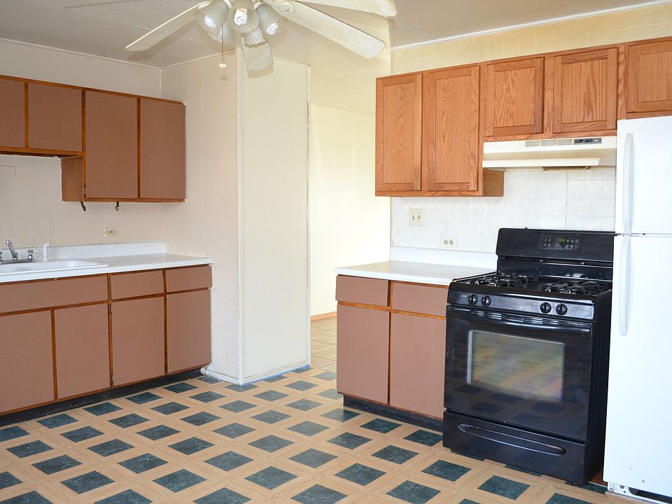 2nd image of 1610 Glen Burnie Dr