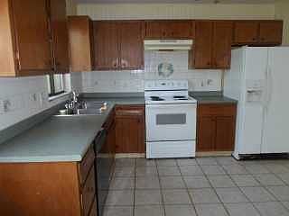 4th image of 4533 Lansmore Dr