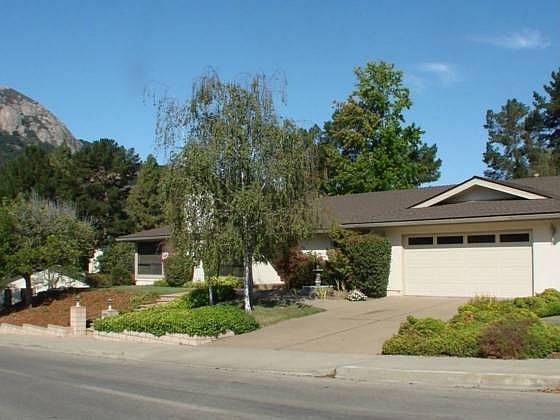 1st image of 310 Clover Dr
