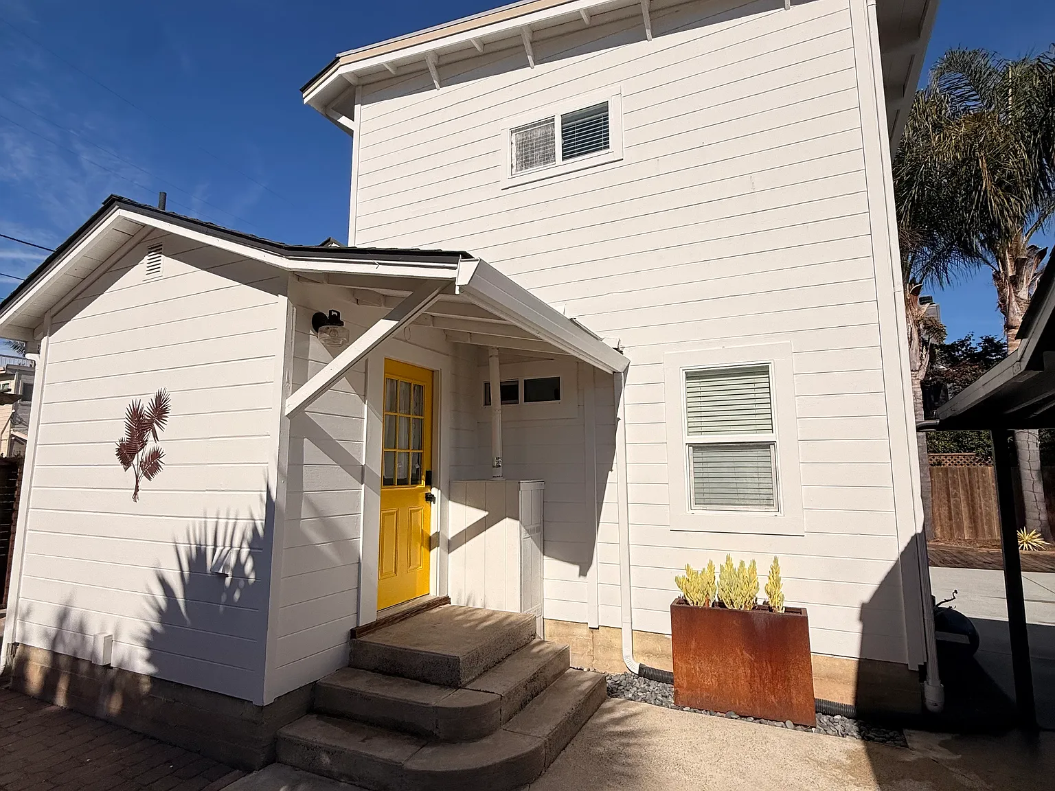 3 bed, 1428 sqft, $5,600 — Photo 2