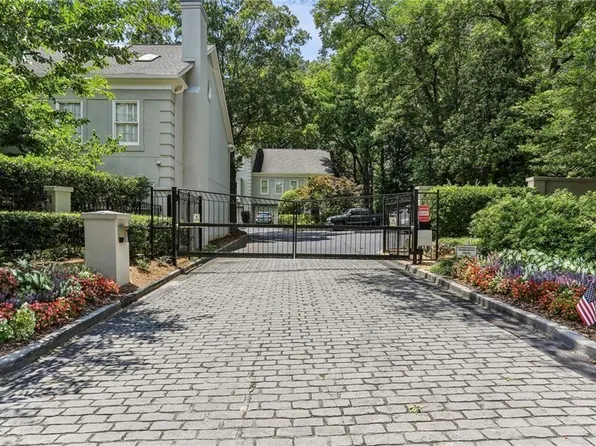 2466 Brookhaven Pl NE, Atlanta, GA 30319