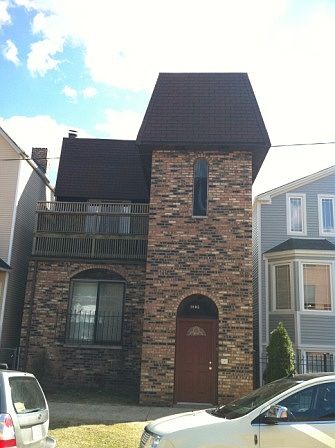 1st image of 1805 W Cuyler Ave #1