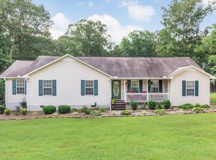 374 Windy Hollow Ln, Soddy Daisy, TN 37379