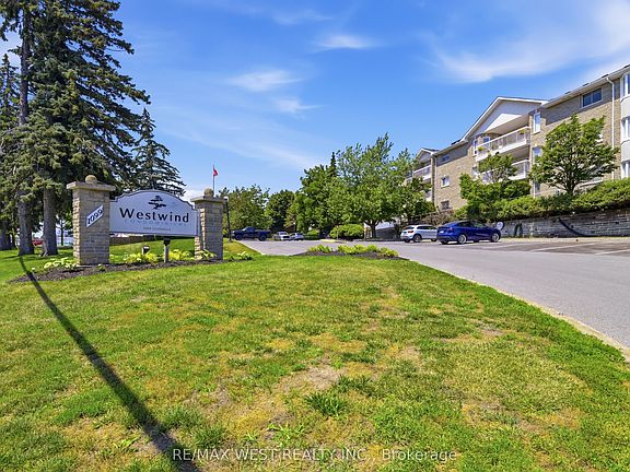 2nd image of 1099 Clonsilla Ave #205C
