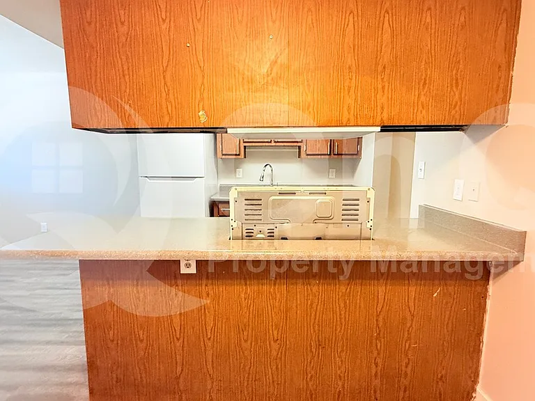 3002 E Waltann Ln #2 — Photo 24