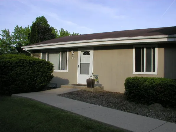 N19W5285 Pierce Ct, Cedarburg, WI 53012