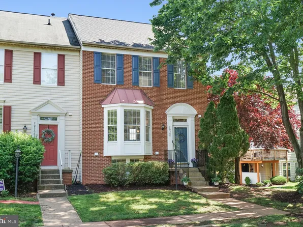20368 Briarcliff Ter, Sterling, VA 20165