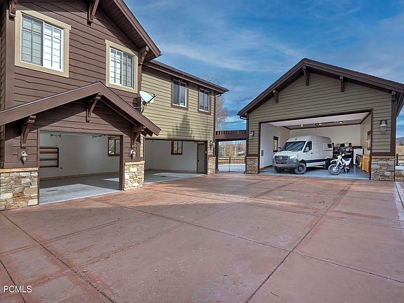 2nd image of 4712 Pace Dr
