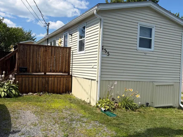 735 Fern Dr, Beaver Bank, NS B4E 1M1