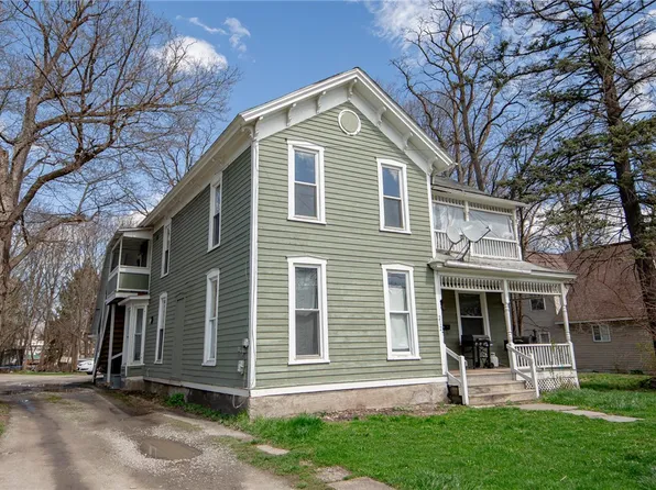 212 W Morris St, Bath, NY 14810