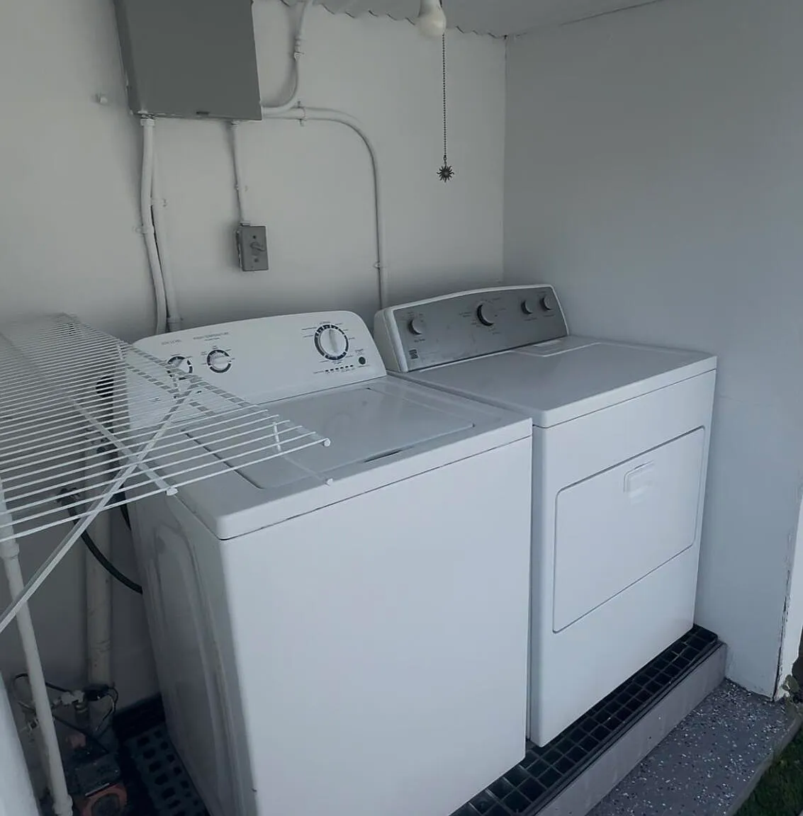 2 bed, 1.0 bath, 691 sqft, $2,500 — Photo 3