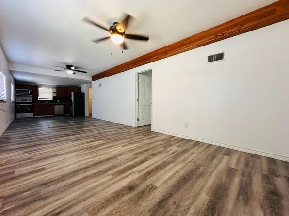 231 W Hull St, Denison, TX