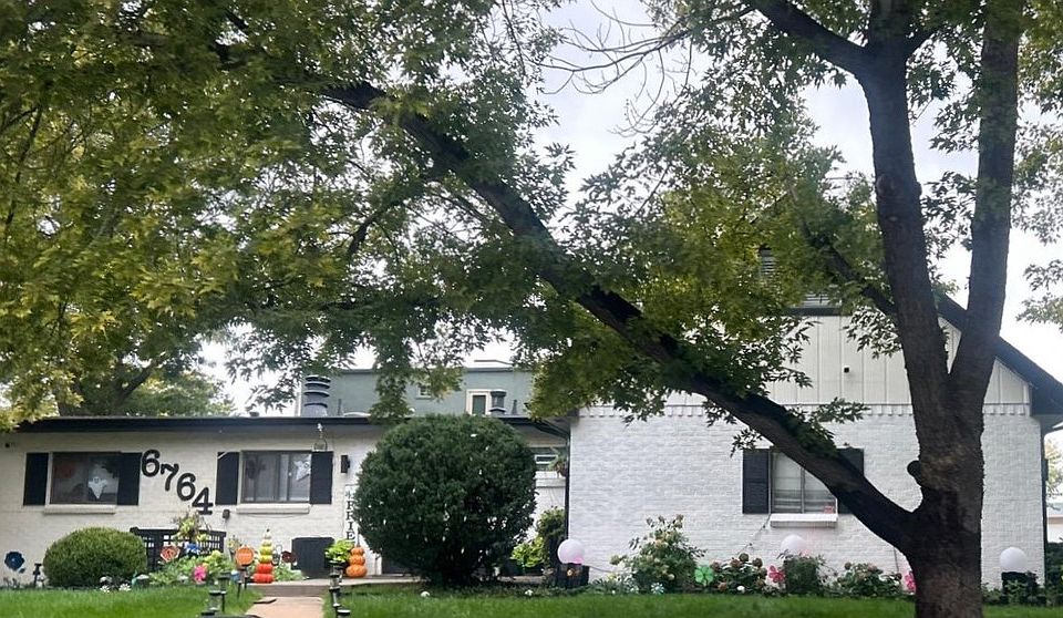 1st image of 6764 E Exposition Ave