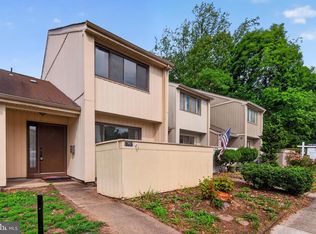 1797 Powder Horn Ter, Woodbridge, VA 22191