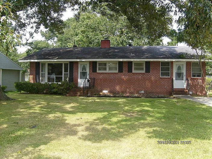 142 Bryan Blvd — Photo 1