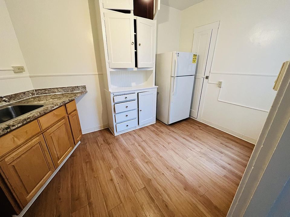 1st image of 10 Florentine Ave #103