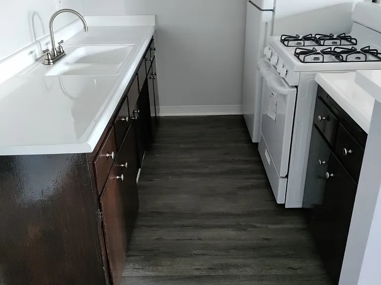 1765 Cedar Ave #10Q — Photo 7