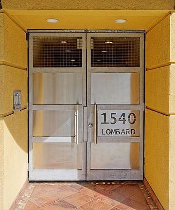 2nd image of 1540A Lombard St