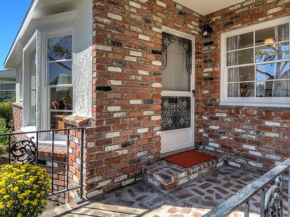 4th image of 4833 Ocana Ave