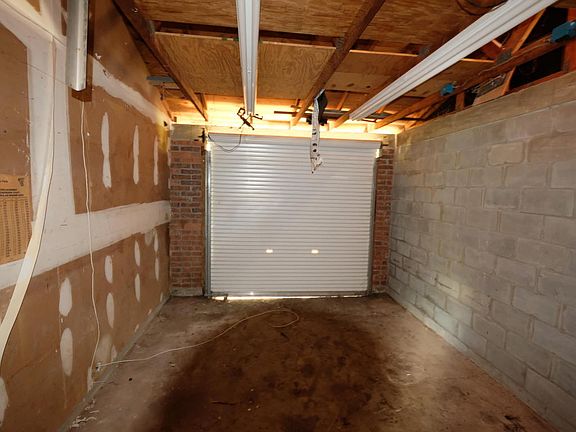 5th image of 8225 Cheryl Ann Ln