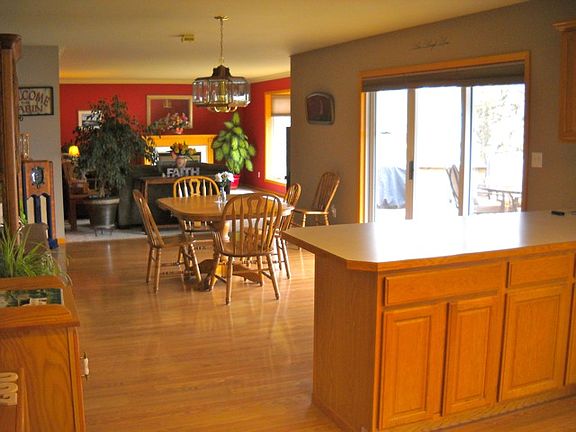 4th image of 206 Castleman Ln