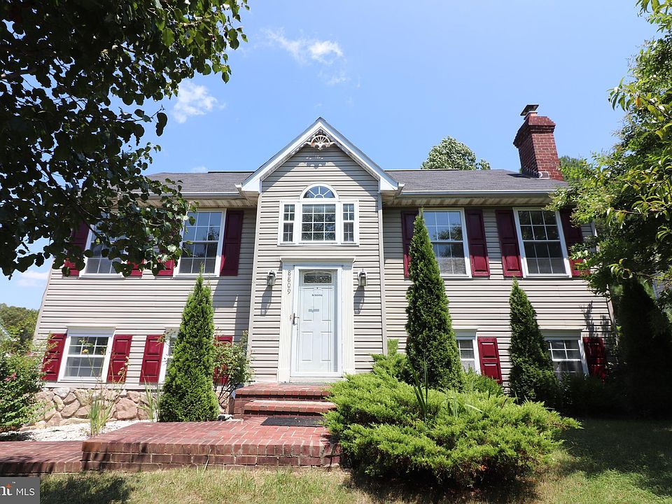 1st image of 8809 Kent Ct