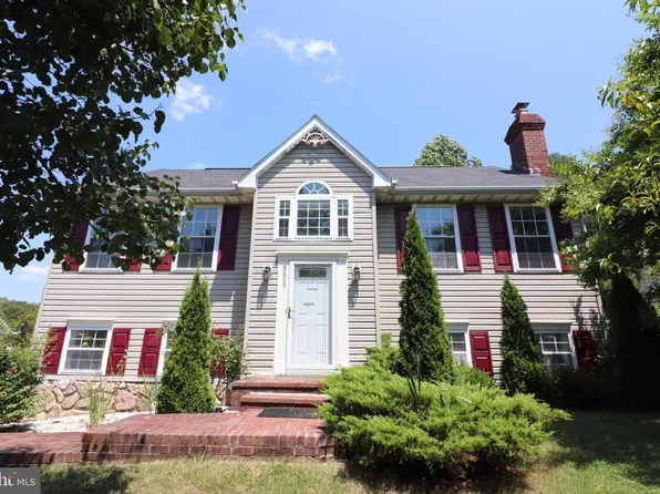 8809 Kent Ct, Fredericksburg, VA 22408