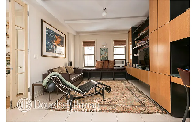 Sold by Douglas Elliman | media 14