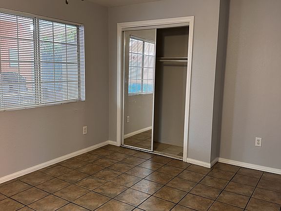 3rd image of 8018 Troost Ave