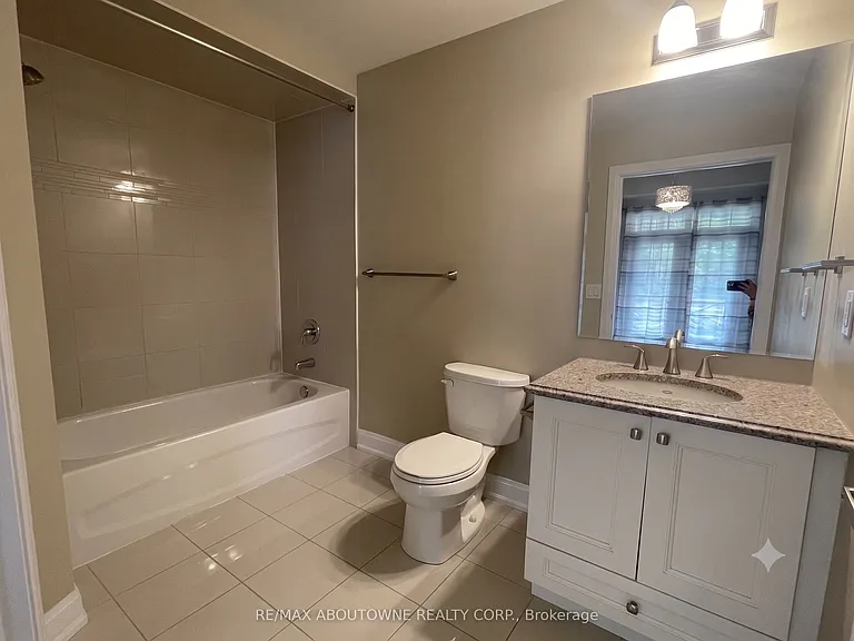 276 Gatwick Dr #101 — Photo 11