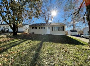 31 7th Dr, Decatur, IL 62521