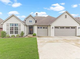 7412 E 82nd Pl N, Owasso, OK 74055