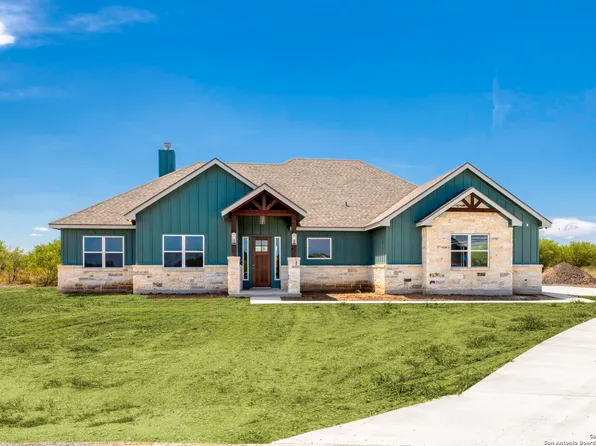 133 WILD PERSIMMON TRAIL, Marion, TX 78124