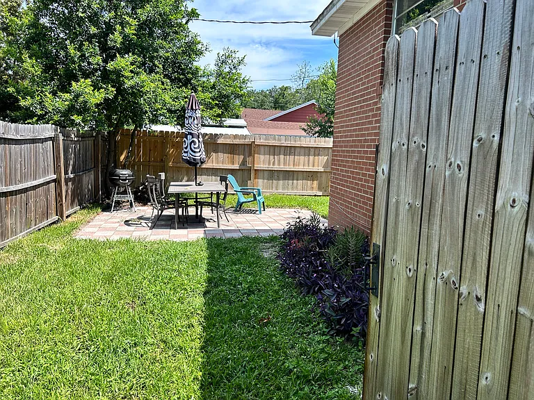 5057 Blackburn St — Photo 29