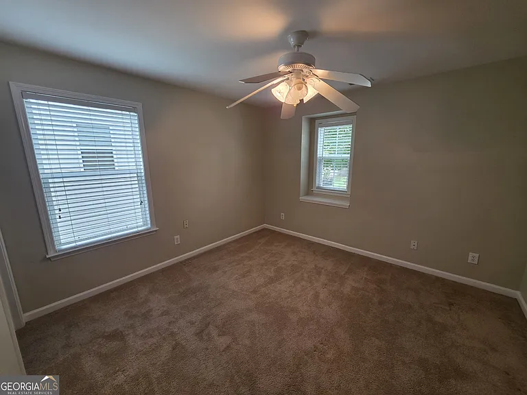 46 Brookview Dr — Photo 19