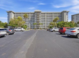 4015 W Palm Aire Dr #10, Pompano Beach, FL 33069