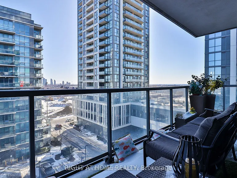 1185 The Queensway #702 — Photo 17