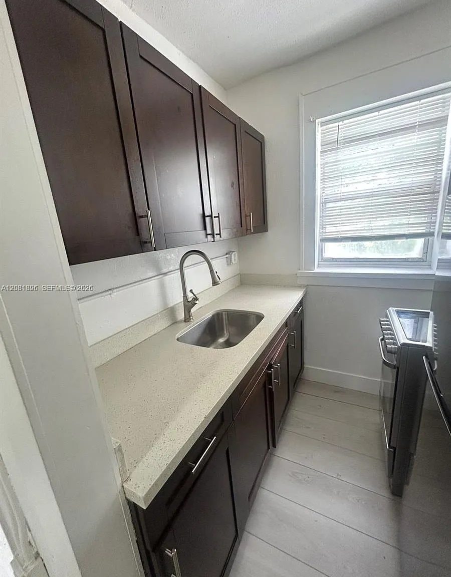 Brickell Riverview — Photo 3