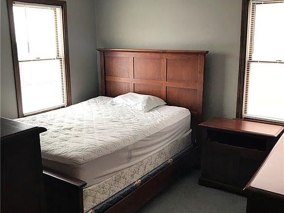 4th image of 85 Homesgarth Ave