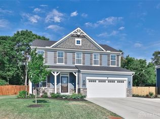 1223 Waterbury Dr, Carlisle, OH 45005