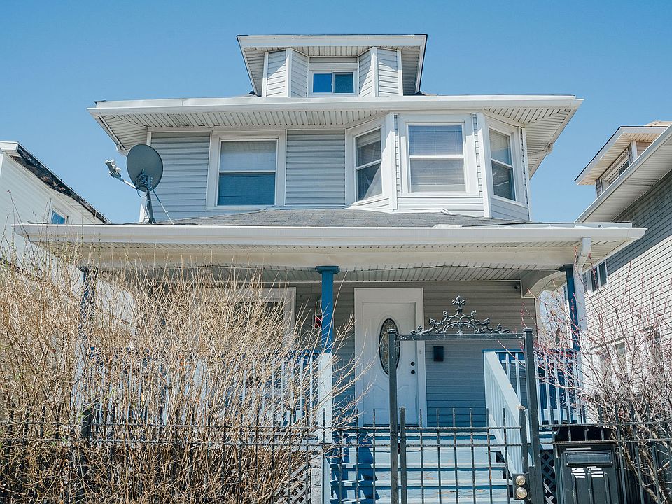 1st image of 946 N Laramie Ave