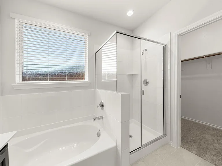 1713 Meadow Crest Dr — Photo 20